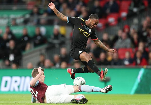 孔蒂再遭打击，佩杜拉：霍伊伦因右大腿股二头肌受伤而下场（孔蒂雪上加霜，佩杜拉：霍伊伦右大腿股二头肌受伤离场）