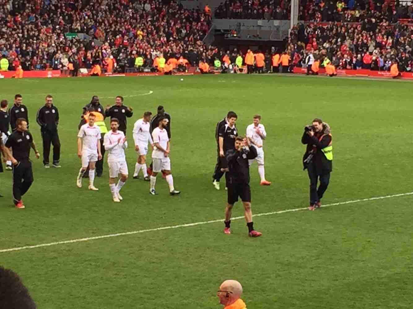 那不勒斯夺得队史第三座意超杯冠军，时隔11年再度捧杯（那不勒斯时隔11年再捧意超杯，队史第三次夺冠）