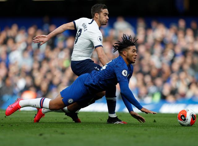 FIFA年度最佳女足球员候选：拉索、邦马蒂、卡尔登泰等人在列（FIFA年度最佳女足球员候选名单出炉：拉索、邦马蒂、卡尔登泰等入围）