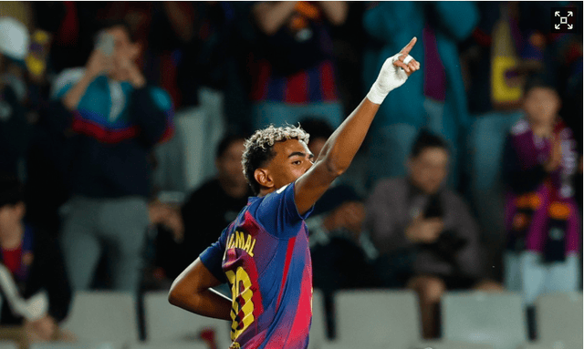 稳得可怕！胡金秋9中8高效拿下19分5板1帽 第三节10分（稳如磐石！胡金秋9投8中高效砍下19分5篮板1盖帽，第三节独得10分）