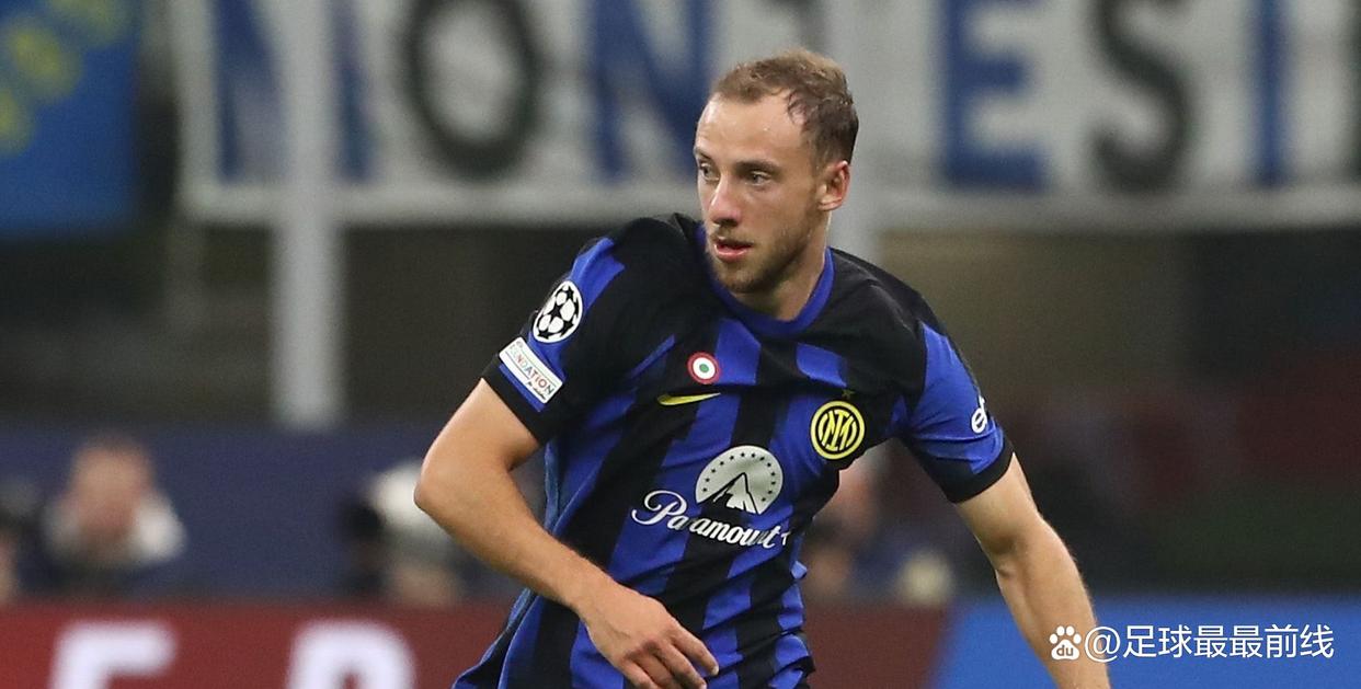 收获亚冠客场首分，杨明洋：继续努力继续拼（亚冠客场斩获第一分，杨明洋：还要加把劲继续拼搏）