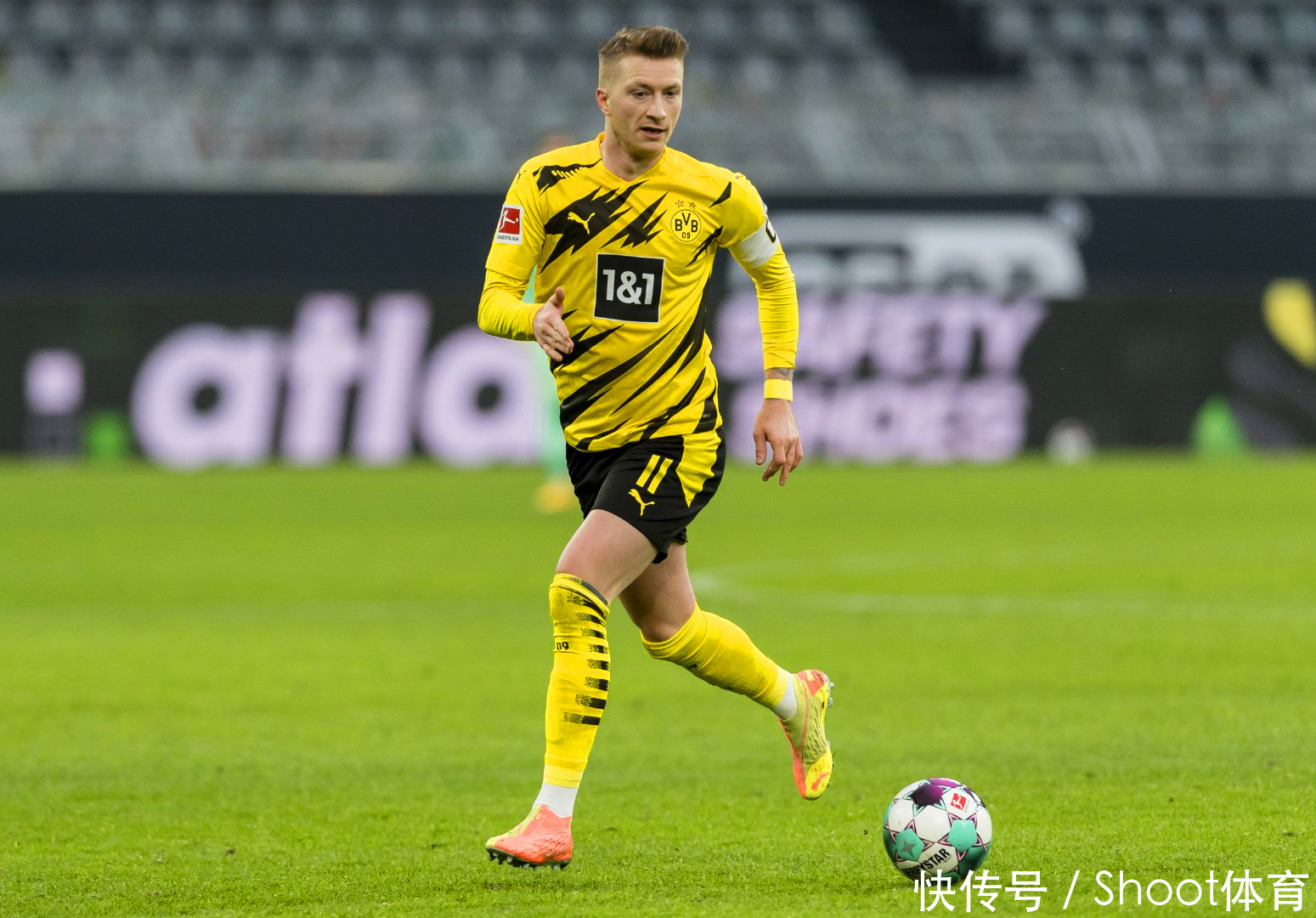 阿坎吉：为球队服务最重要；最想要队友的能力？泽林斯基的技术（阿坎吉：团队利益优先；若可选择队友特质，我想要泽林斯基的技术）