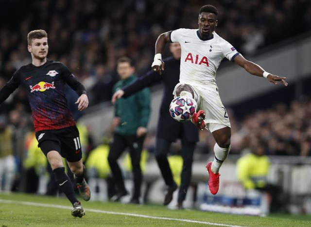 FC26美丽足球：维蒂尼亚、德容领衔，金外脚背夸雷斯马在列（FC26华丽足球：德容、维蒂尼亚领衔，外脚背大师夸雷斯马上榜）