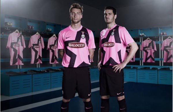 蓝军枪手 天王山之前 先在欧冠褪一层皮吧（天王山前夜，蓝军与枪手先在欧冠挨一场硬仗）