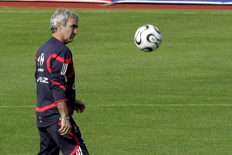 NBA：独行侠击败雄鹿 东契奇全场三双（NBA：独行侠力克雄鹿，东契奇砍下三双）