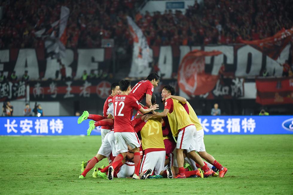 经纪人：那不勒斯今夏也有意博尼，但奥西利奥起了决定性作用（经纪人称：那不勒斯今夏曾追博尼，奥西利奥成关键因素）