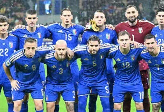 莫利纳：西蒙尼一直鼓励我，要我相信自己（莫利纳：在西蒙尼的鼓励下，我学会了相信自己）