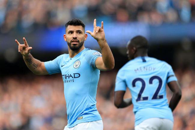 承担重任！麦克丹尼尔斯半场8中6轰14分2板（扛起大旗！麦克丹尼尔斯半场8投6中砍下14分2篮板）