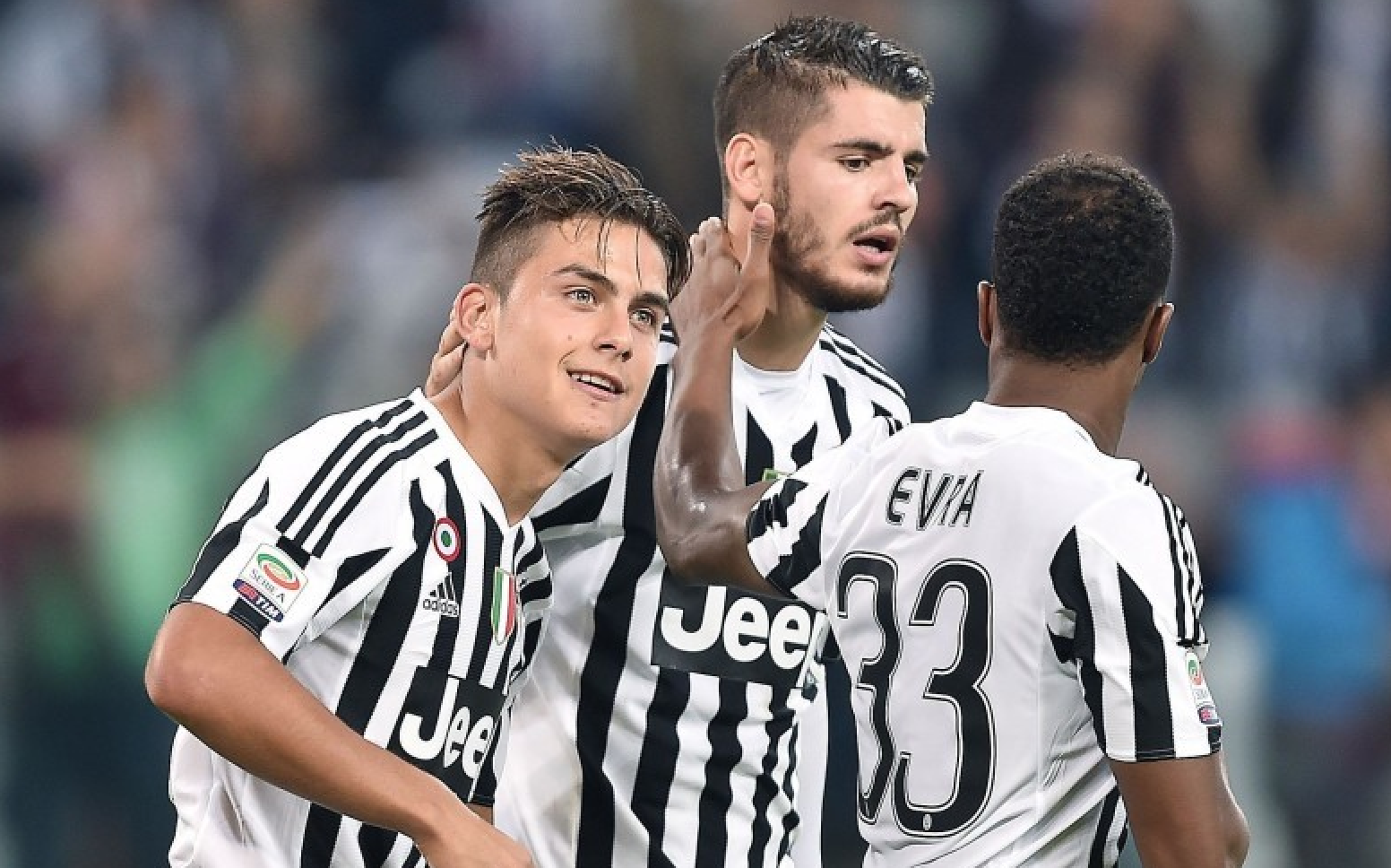 德转列中锋身价榜：哈兰德1.8亿欧居首，姆巴佩第二（德转中锋身价排行：哈兰德1.8亿欧领跑，姆巴佩位列第二）